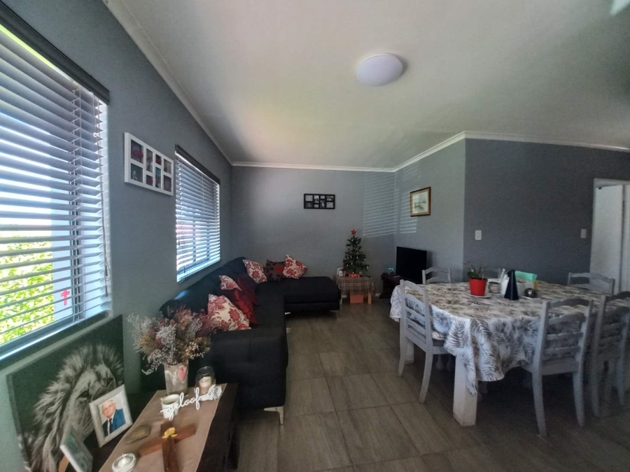 2 Bedroom Property for Sale in Brackenfell South Western Cape